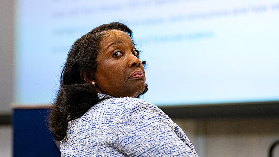 Lawyers for Cook, DOJ trade blows at high-stakes clash over Fed firing