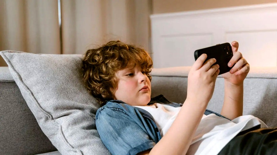 Meta AI docs exposed, allowing chatbots to flirt with kids