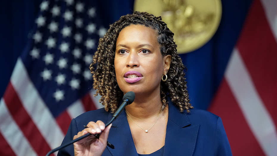 DC mayor travels to Martha’s Vineyard amid Trump’s federalized crime crackdown of city