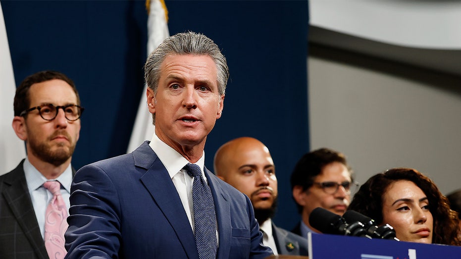 Newsom rebukes White House defense of prayer after shooting: Kids were 'literally praying as they got shot at'