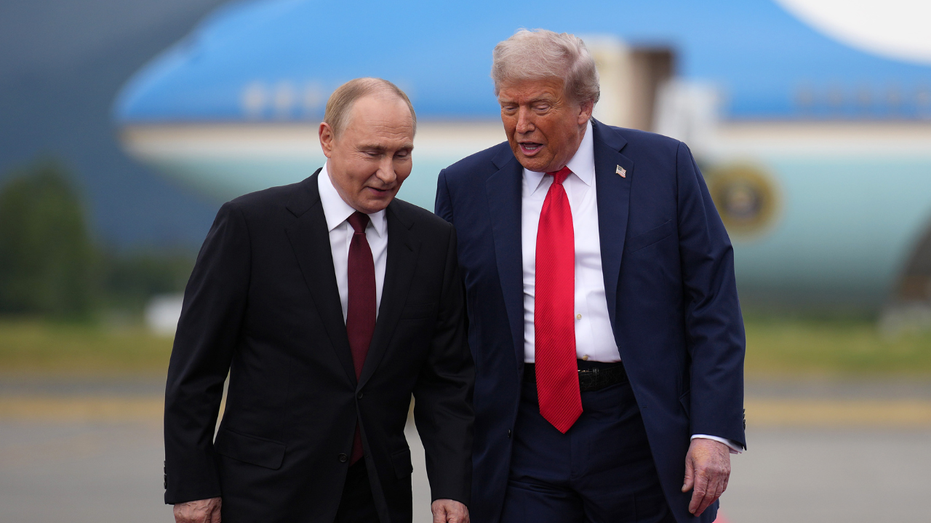 Is Putin stringing Trump along to sidestep US sanctions while bombing Ukraine?
