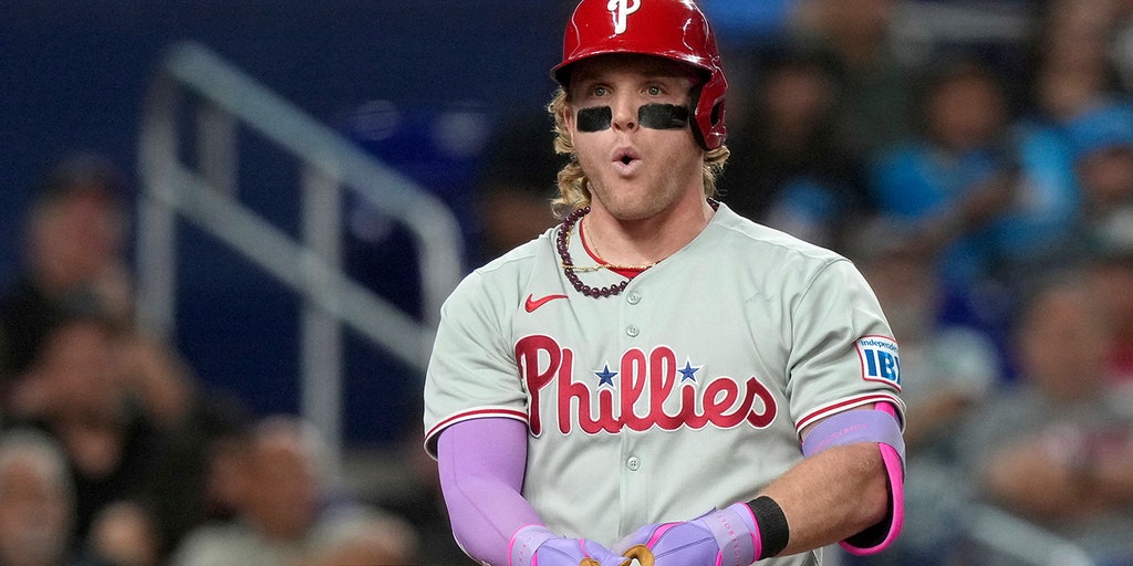 Young Phillies fan forced to give up Harrison Bader home run ball to irate  fan gets meet and greet, signed bat