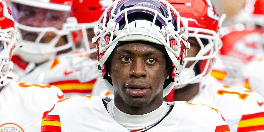 Chiefs' Xavier Worthy injured in collision with teammate Travis Kelce | Fox News