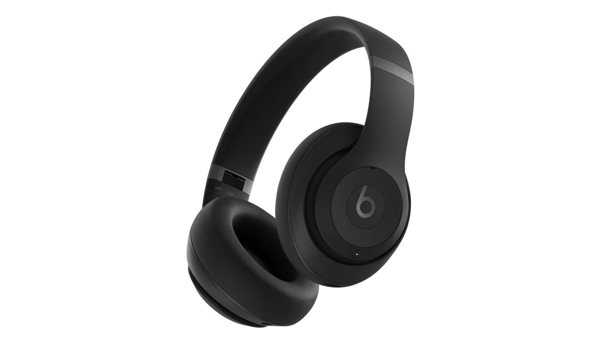 These high-tech headphones have superb sound and noise-canceling tech.?