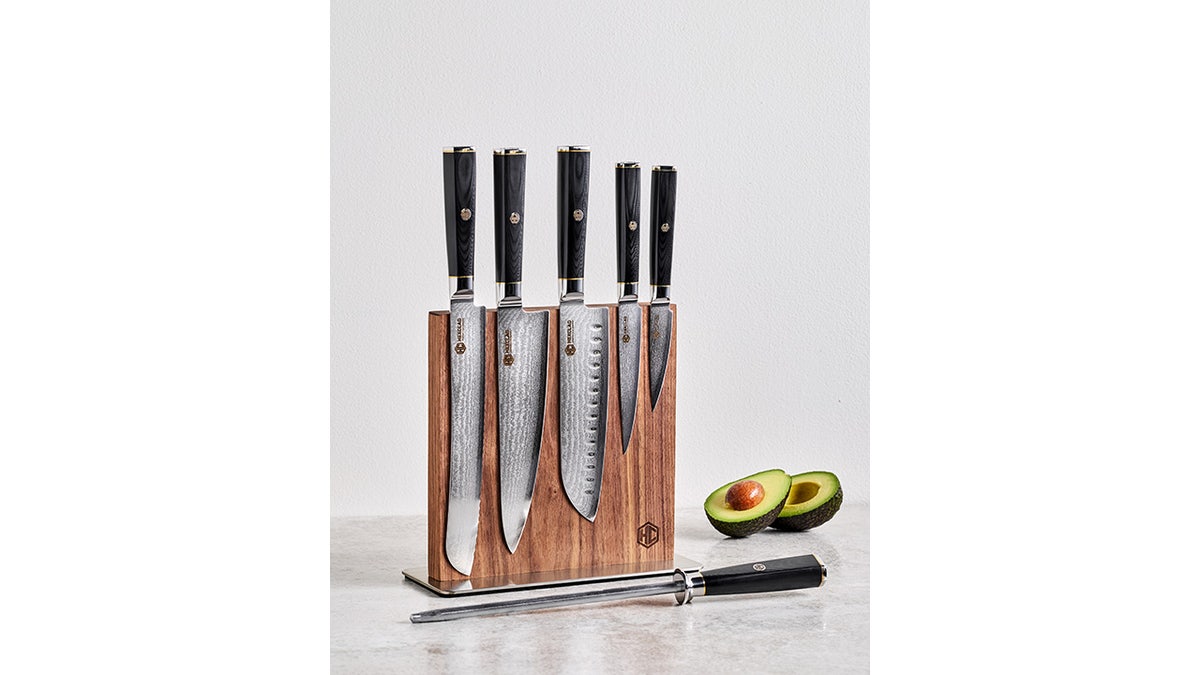 This is a good, compact set of knives for a home chef.