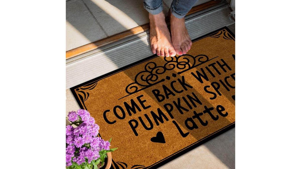 Invite in all your guests who bring the right drinks.