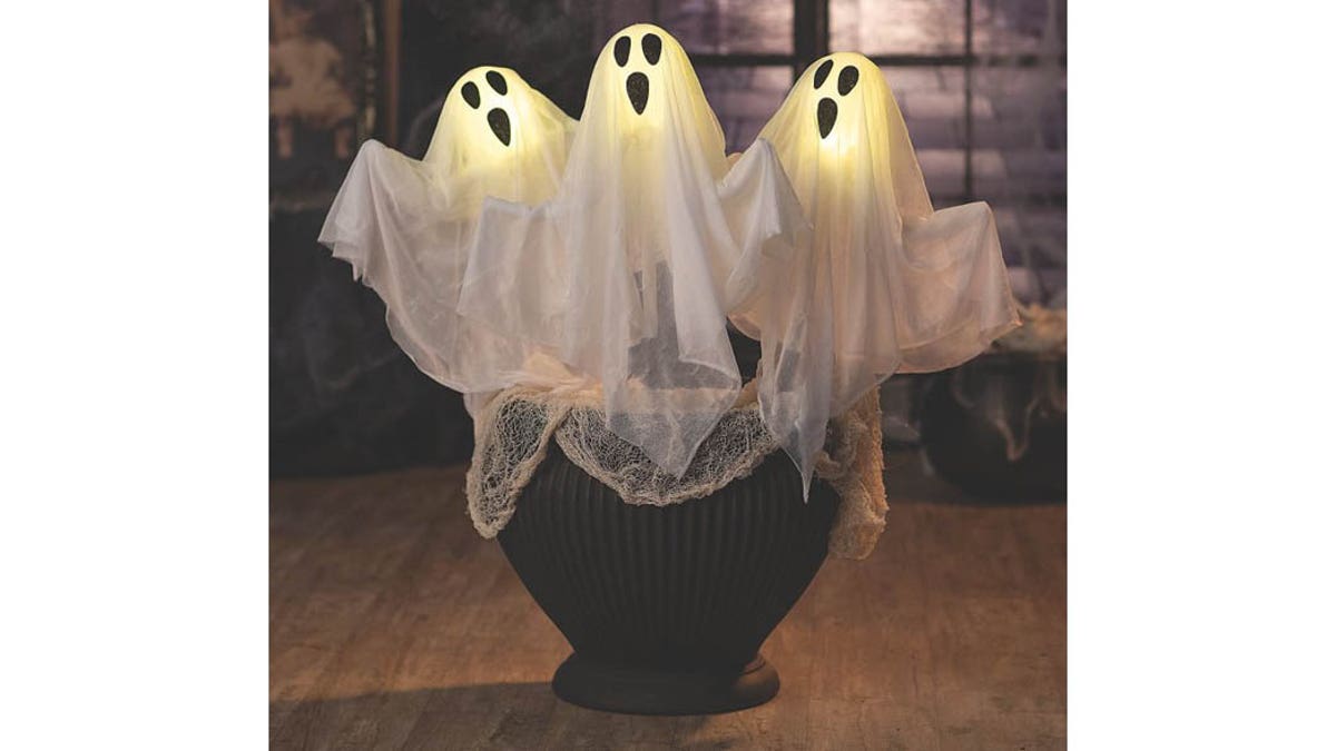 These LED ghost yard stakes create a big scare.