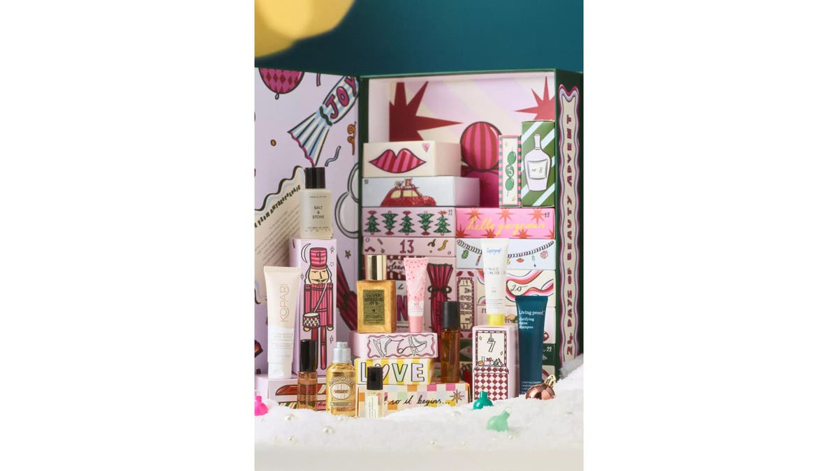 Discover products from popular beauty brands with this calendar.