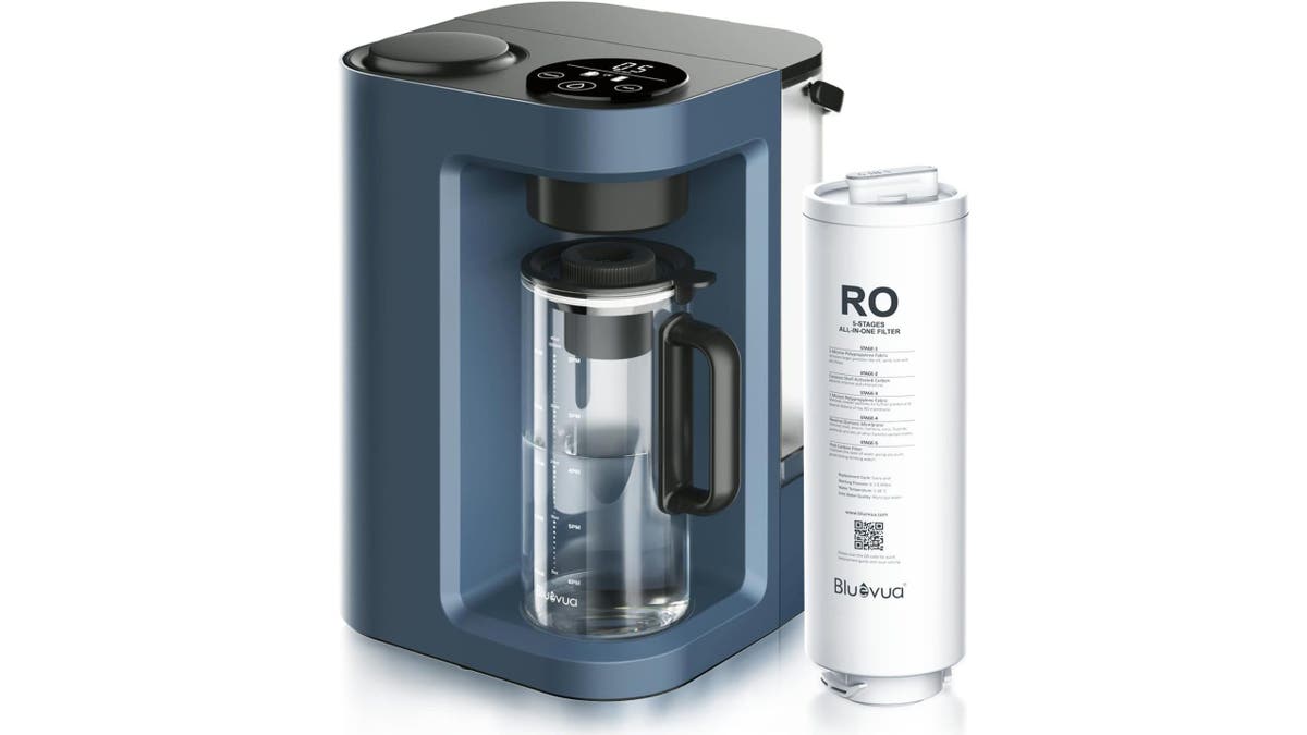 This system significantly reduces lead, PFAS and other contaminants without requiring any installation.