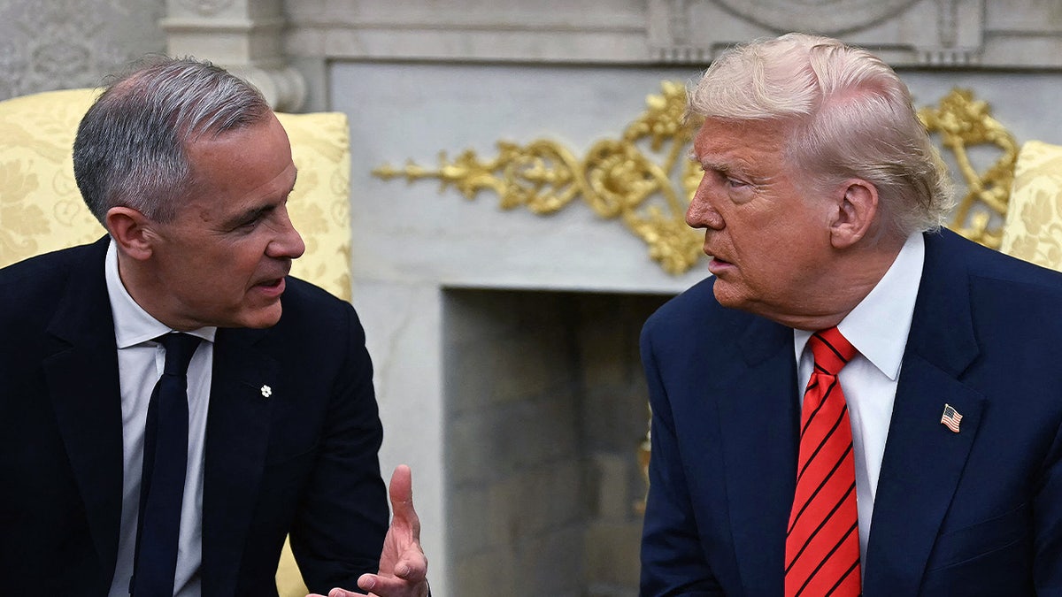 Carney and Trump in the Oval Office