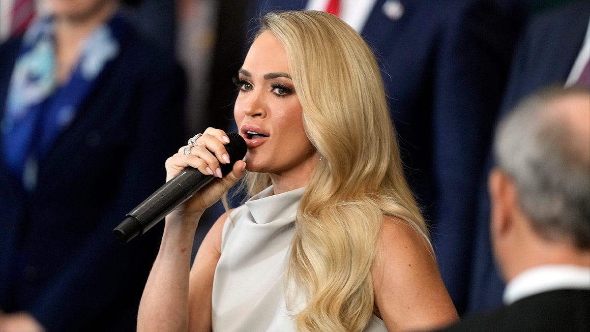 Carrie Underwood at the inauguration
