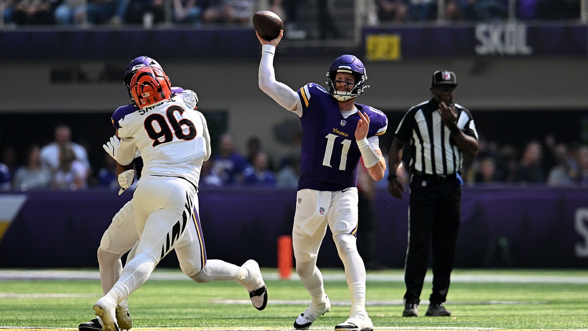 Carson Wantz Throw Pass