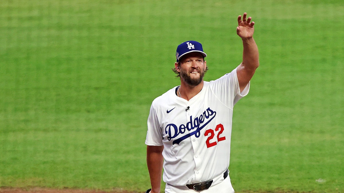 Clayton Kershaw waving