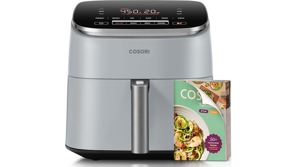 The preheat program featured on this air fryer automatically adjusts the time based on your selected temperature.