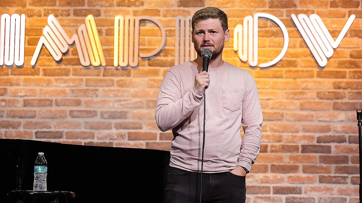 ‘Stuttering Comedian' Drew Lynch says speech impediment turned out to be his biggest ‘gift’