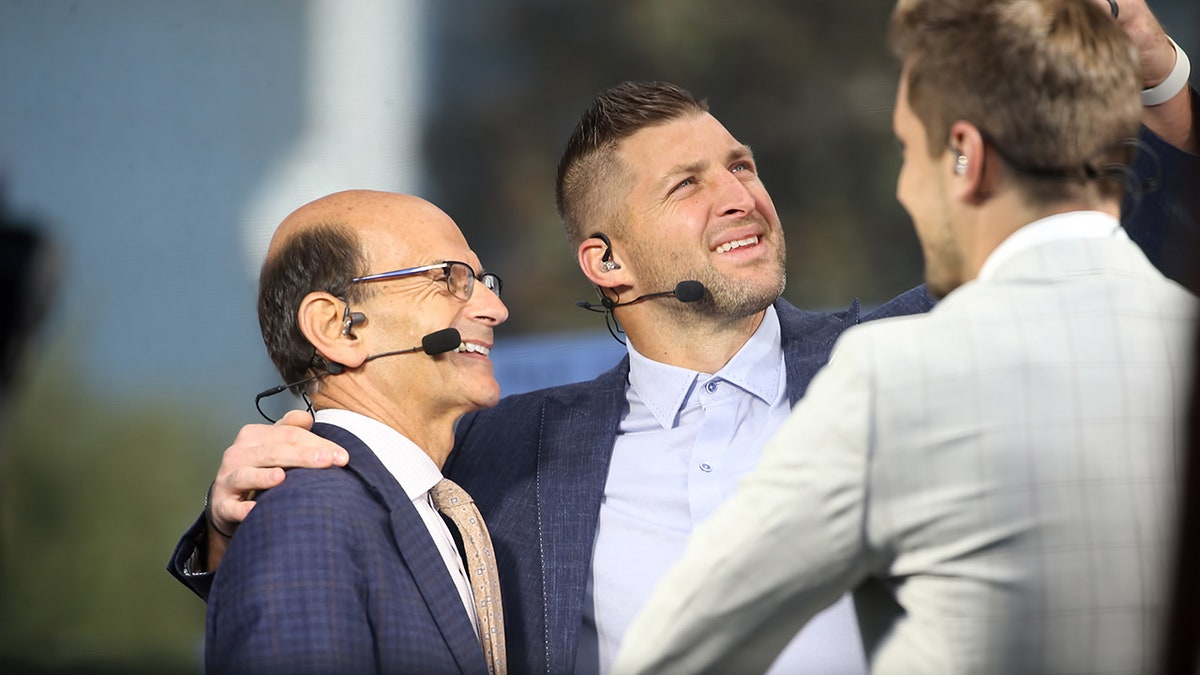 Tómate una selfie de Paul Finboum y Tim Tebo