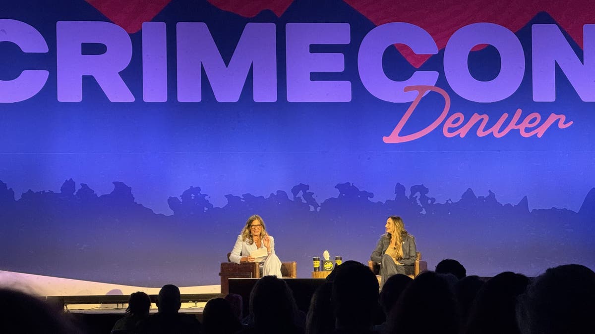 Stacy Chapin at CrimeCon 2025