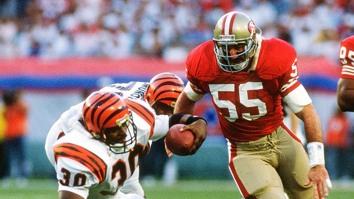 Jim Fahnhorst attempts to make a tackle