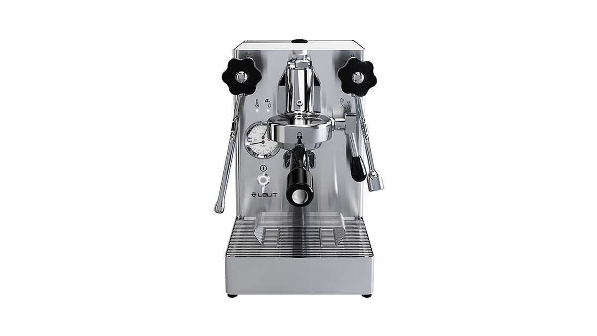 Meet your loved ones by getting this system of Espresso experts. 