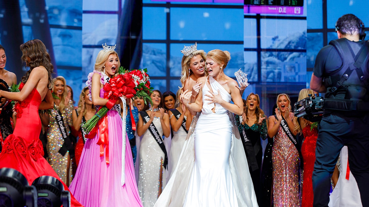 Miss America crying after her win.