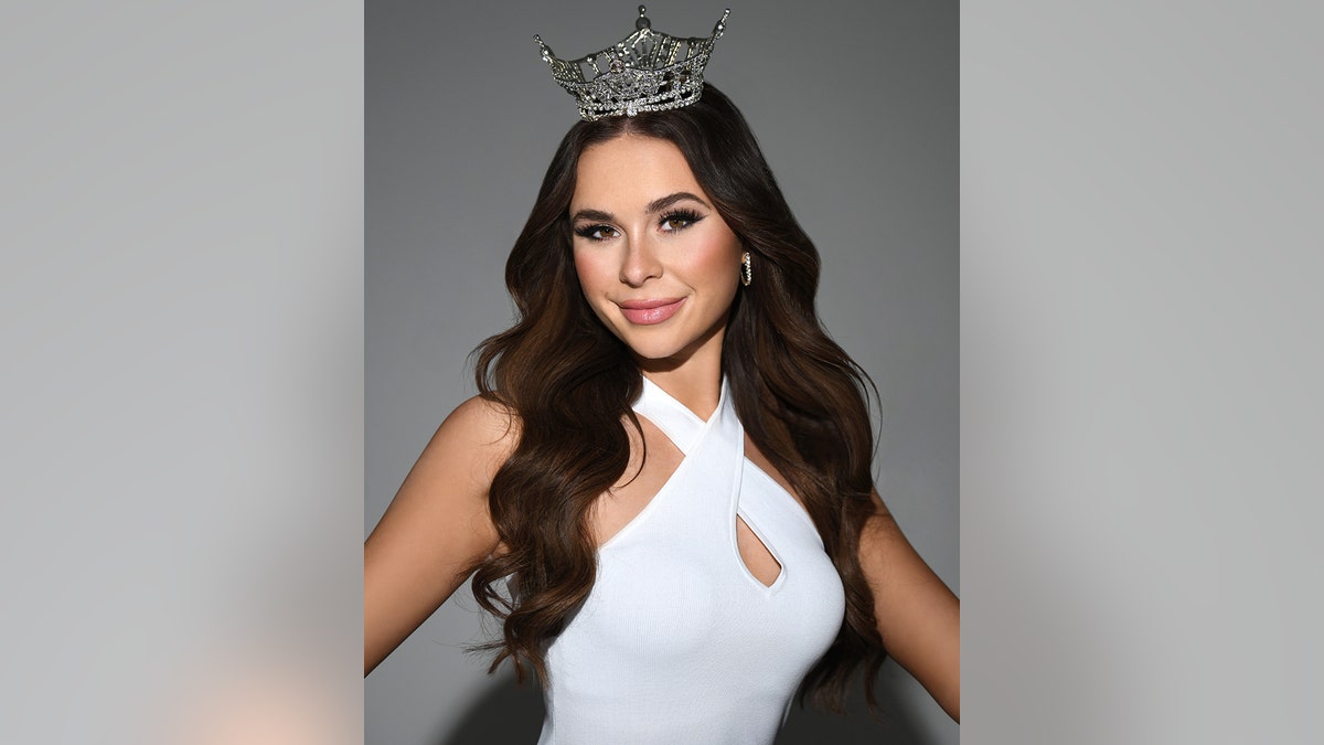 Alexia Rodrigues wearing her crown as Miss Rhode Island