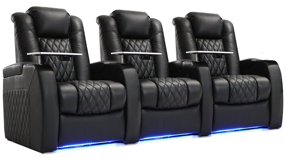 These chairs come with a tray table and cup holders for snacks and drinks.