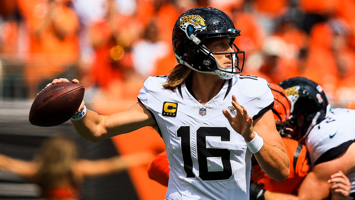Trevor Lawrence seeks to launch