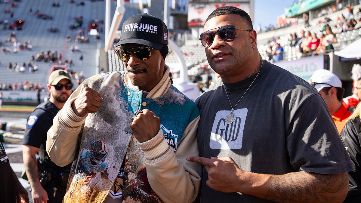 Shawne Merriman and Snoop Dogg