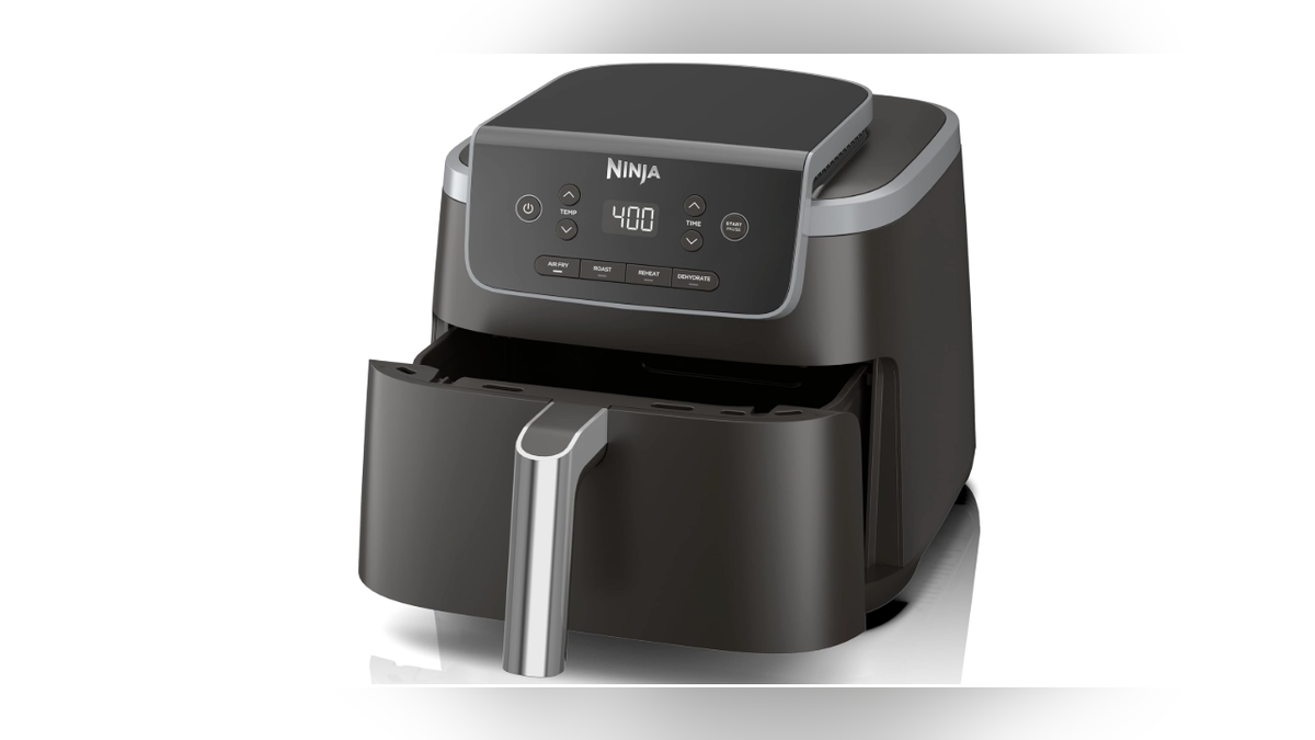 This air fryer can cook two food types at once.