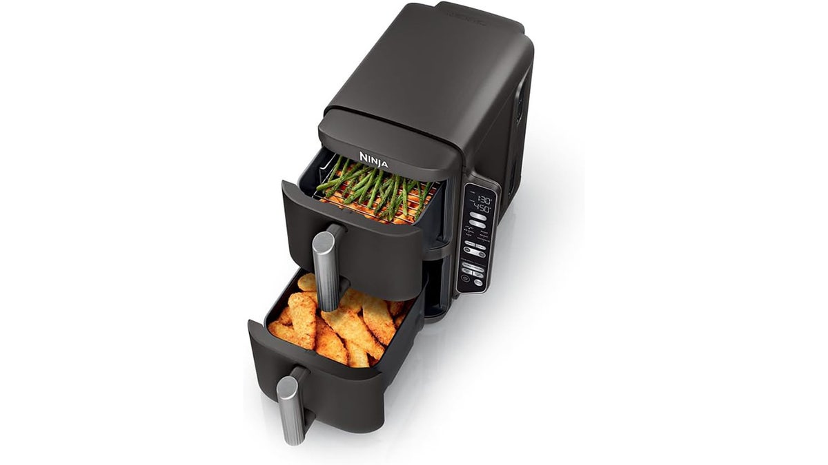 This air fryer maximizes capacity but takes up little counter space.