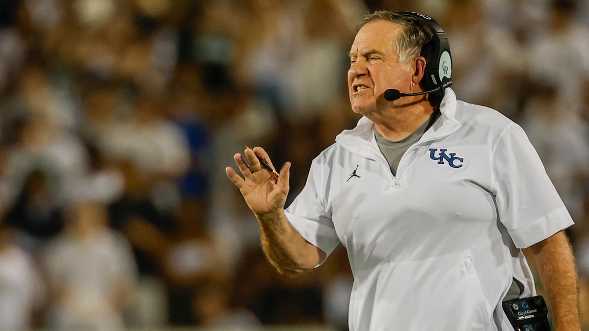 Bill Belichick yells