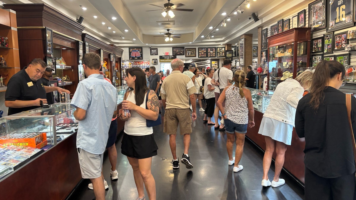 pawn stars las vegas shop