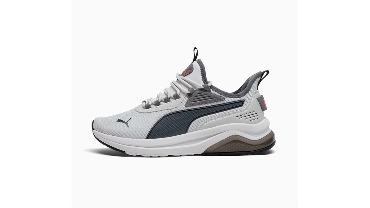 Amplifier sneakers have cushioning from the heel all the way down to the toes. 