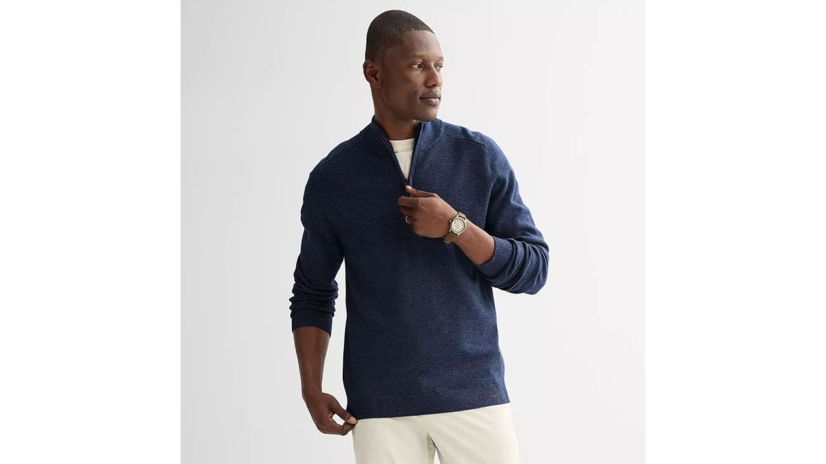 This is a comfortable and versatile layering piece.