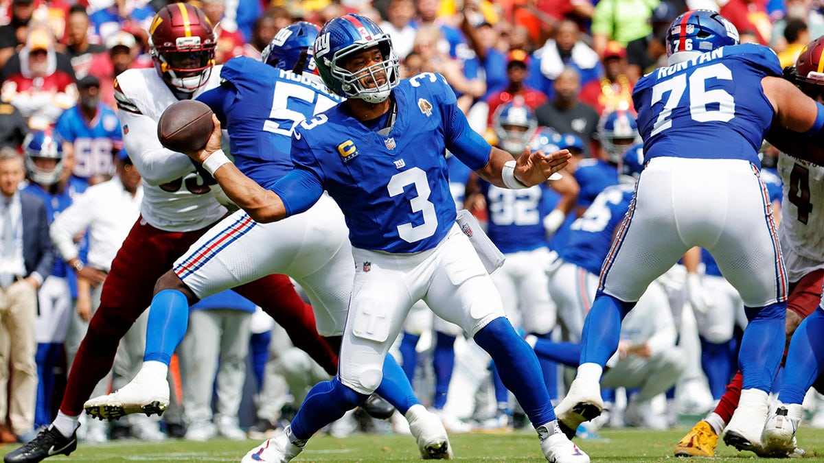 Russell Wilson passed