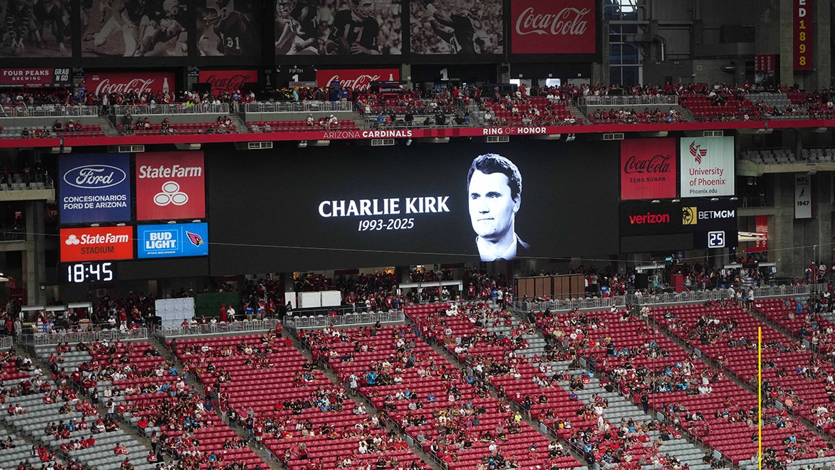Moment of silence for Charlie Kirk at State Farm Stadium in Glendale, Arizona