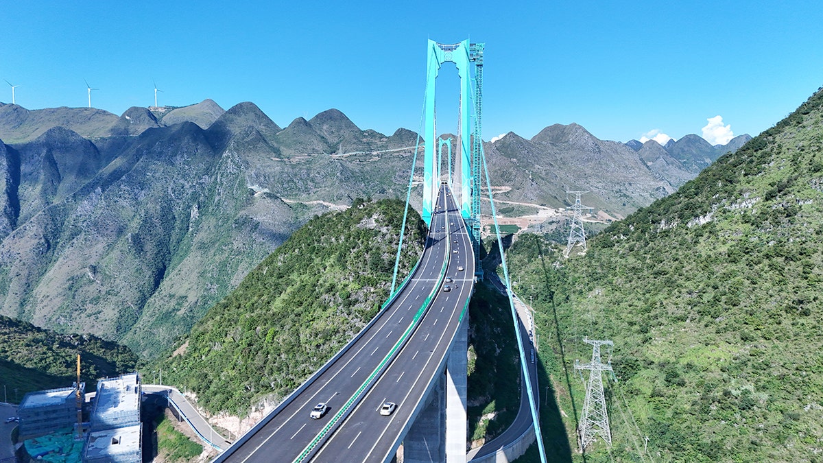 The world's tallest bridge in China.