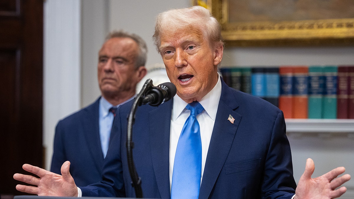 Trump signs executive order designating antifa as 'domestic terrorist organization'