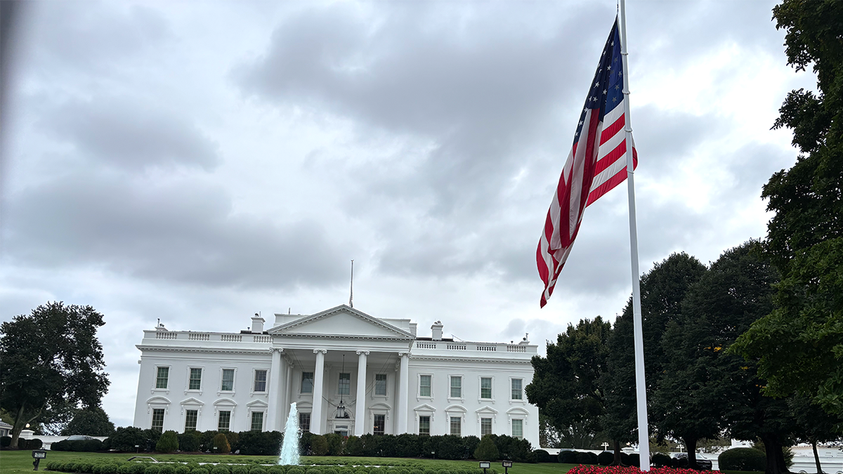 White House flag in half husband