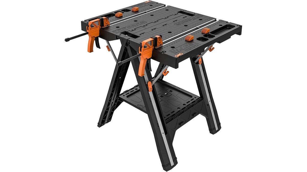 Take your workbench from job to job with this folding table and sawhorse. 