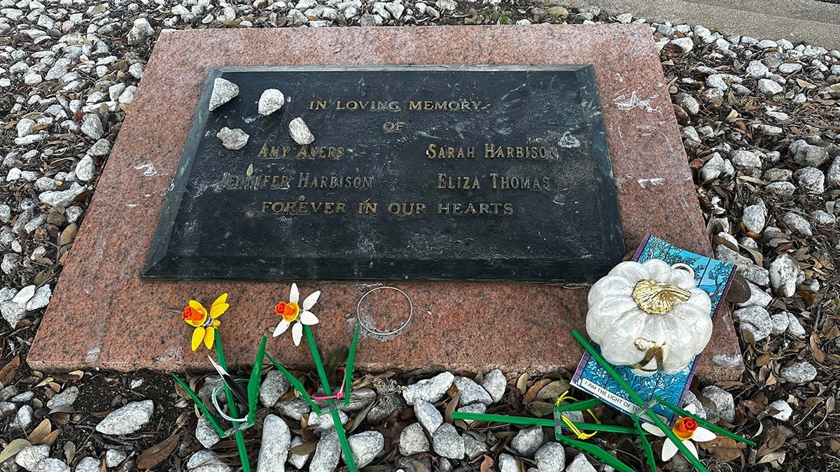 Victims' memorial