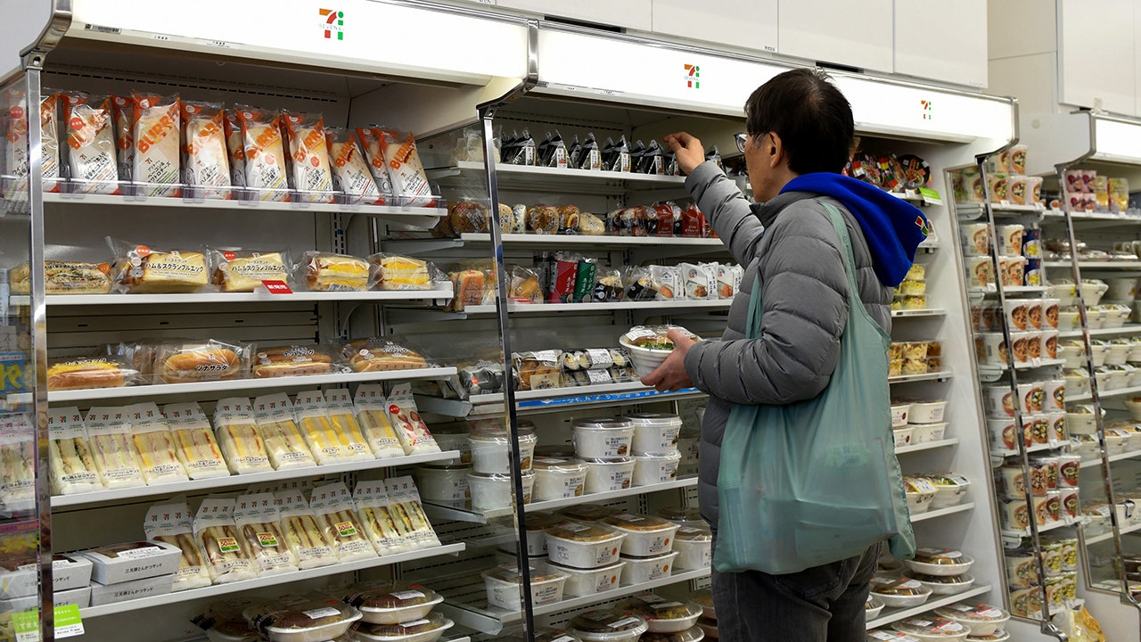 7-Eleven plans Japanese-style makeover with fresh foods across US
