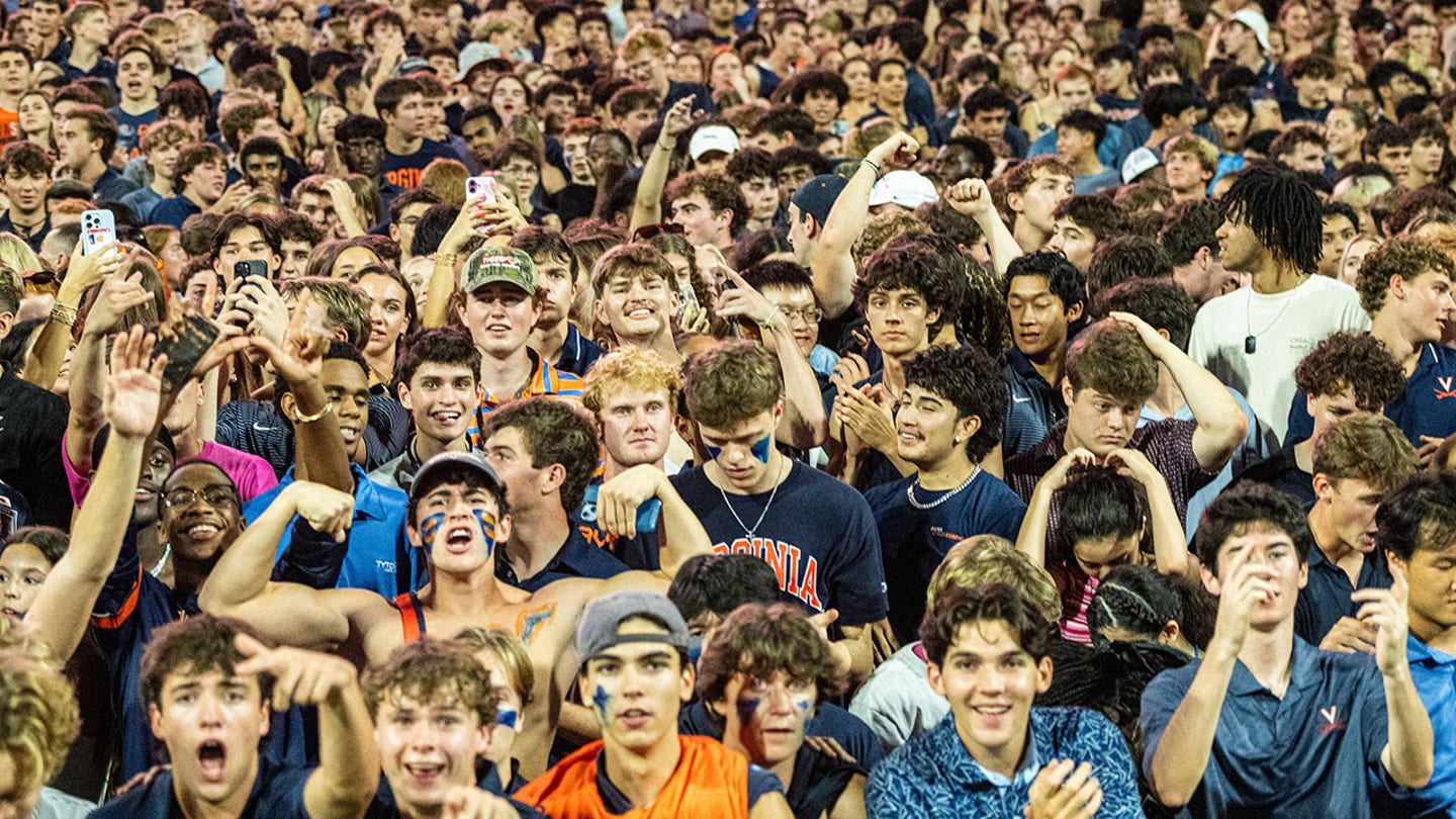 Virginia fans rush field after Cavaliers upset Florida State in double OT