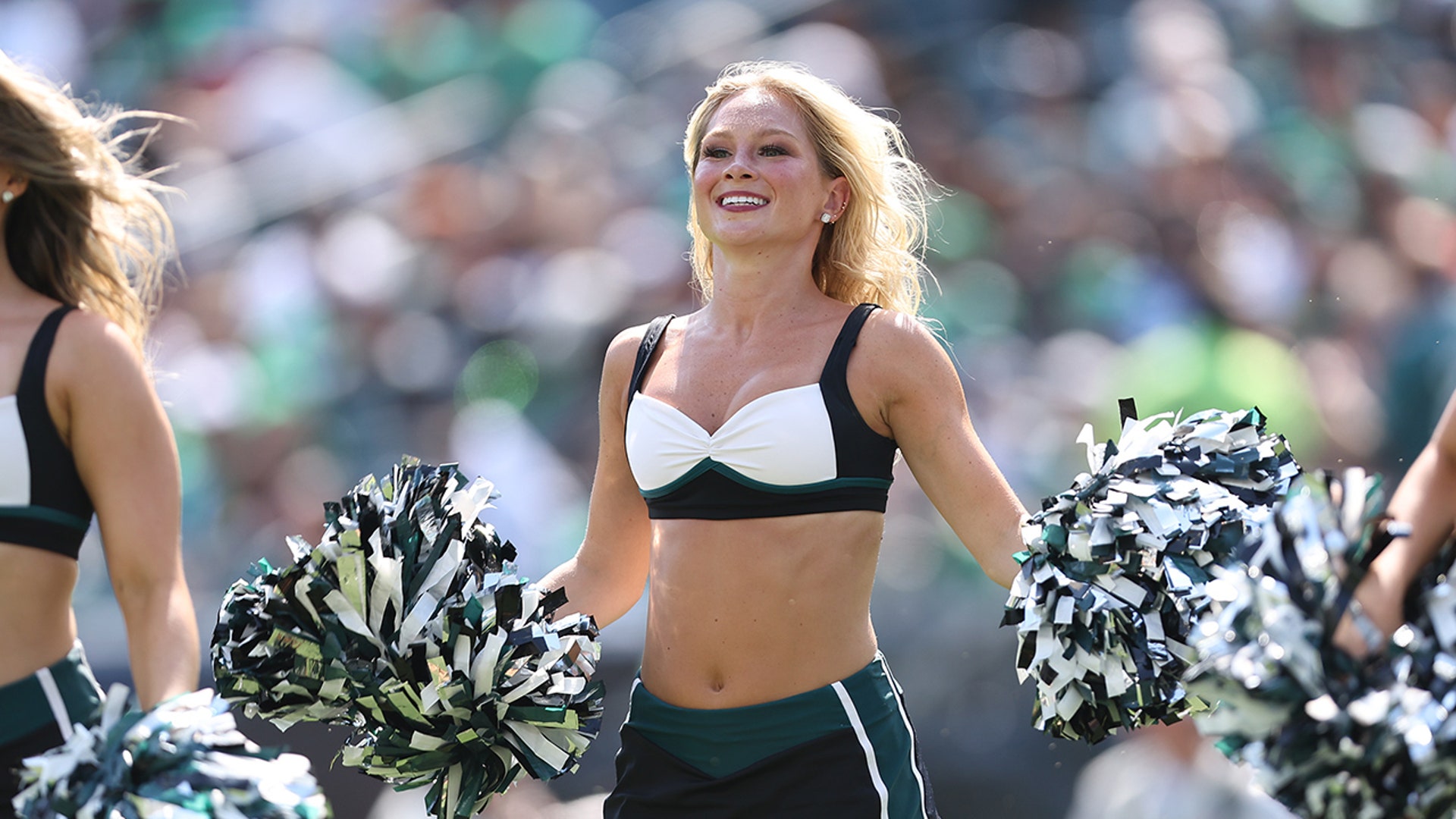 A cheerleader for the Eagles at the Browns game