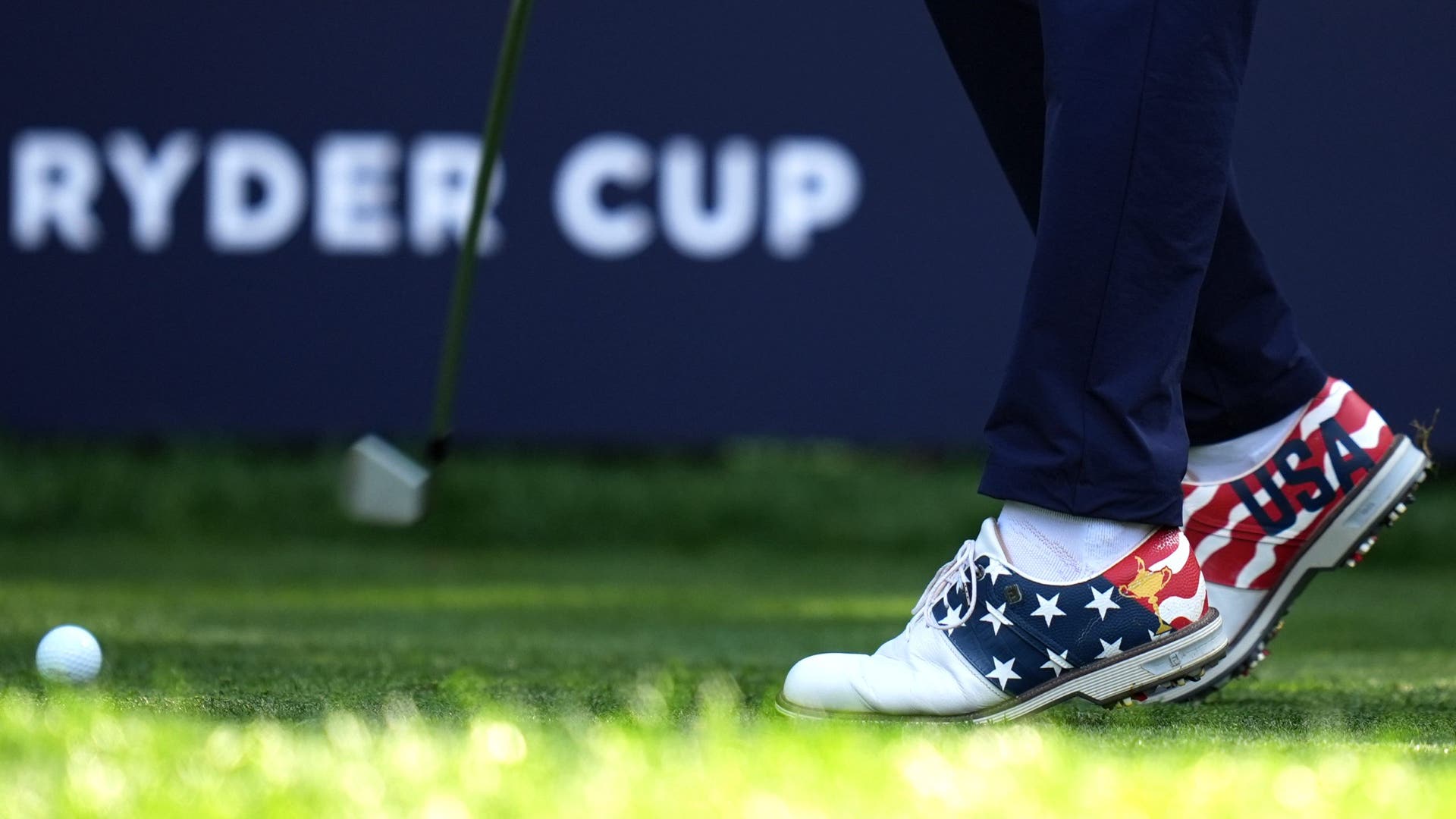 Justin Thomas golf shoes