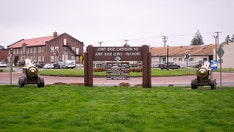 Four soldiers aboard Black Hawk that crashed near Joint Base Lewis-McChord believed to be dead: Army