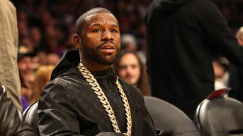 Floyd Mayweather faces 24 years in prison after $200K check allegedly bounced - Fox News