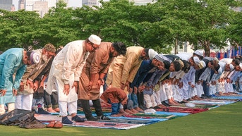 New Muslim holiday bill triggers debate over religious celebrations in public schools - Fox News