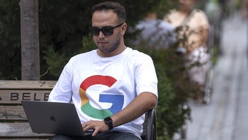 Hackers push fake apps with malware in Google searches