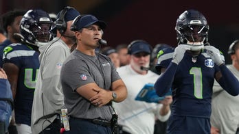 Seahawks' interception turns into fumble after defender runs into own teammate